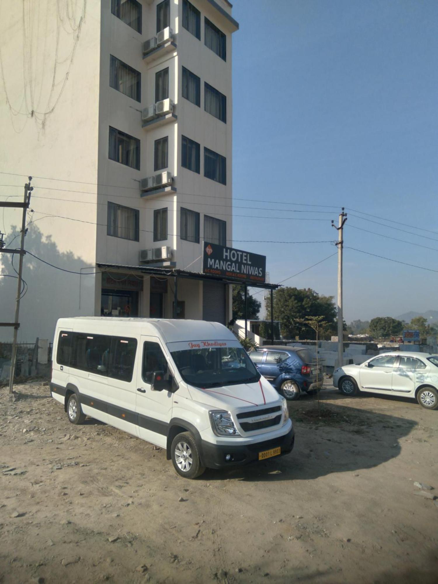 Hotel Mangal Niwas อุเดเปอร์ ภายนอก รูปภาพ